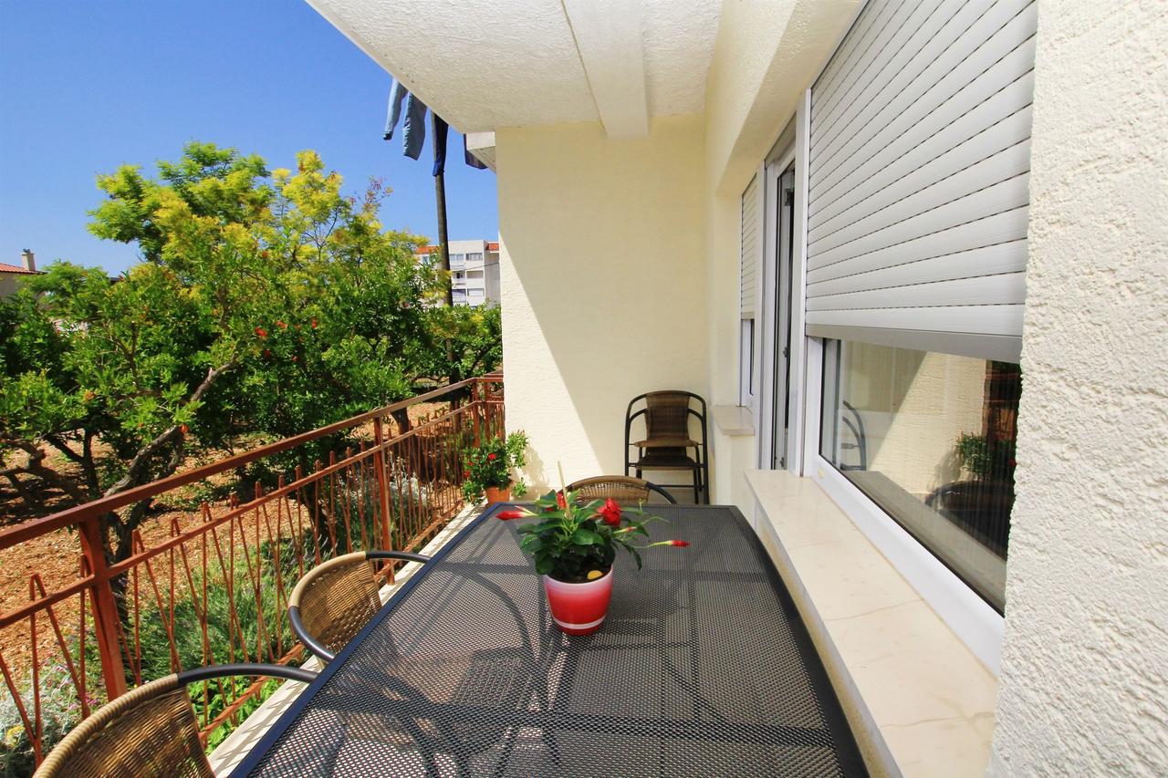 Apartment Anica Трогир Екстериор снимка