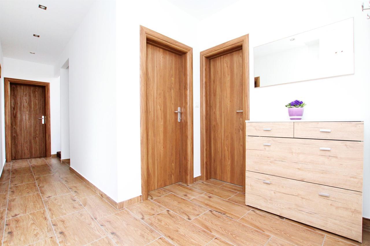 Apartment Anica Трогир Екстериор снимка